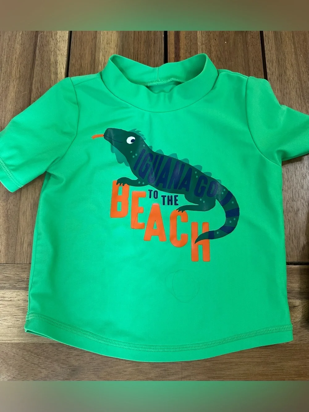 Carter's Neon Green iguana Rash Guard shirt  with Navy Swim Shorts size 9m
